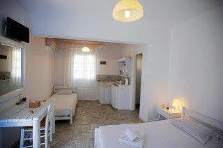 Voula Apartments & Rooms Tourlos Exterior photo